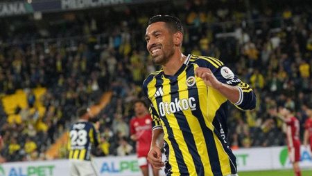Fenerbahçe ayrılığı resmen açıkladı! İrfan Can Kahveci’nin yeni adresi belli oldu
