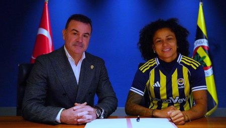 Fenerbahçe arsaVev, Maria Aparecida Souza Alves’i transfer etti