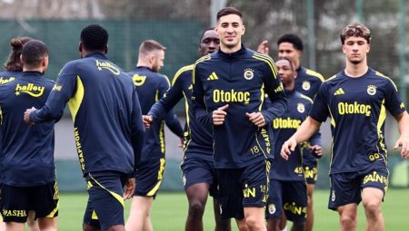 Derbi öncesi büyük müjde!