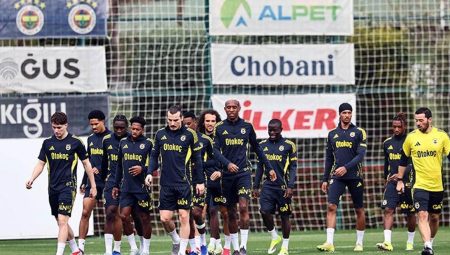 Fenerbahçe, Beşiktaş derbisinin hazırlıklarına devam etti